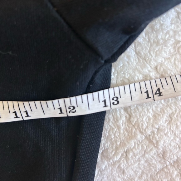 Edikted Patricia Open Ring Black Long Sleeve Crop Top Size Small - Picture 4 of 10